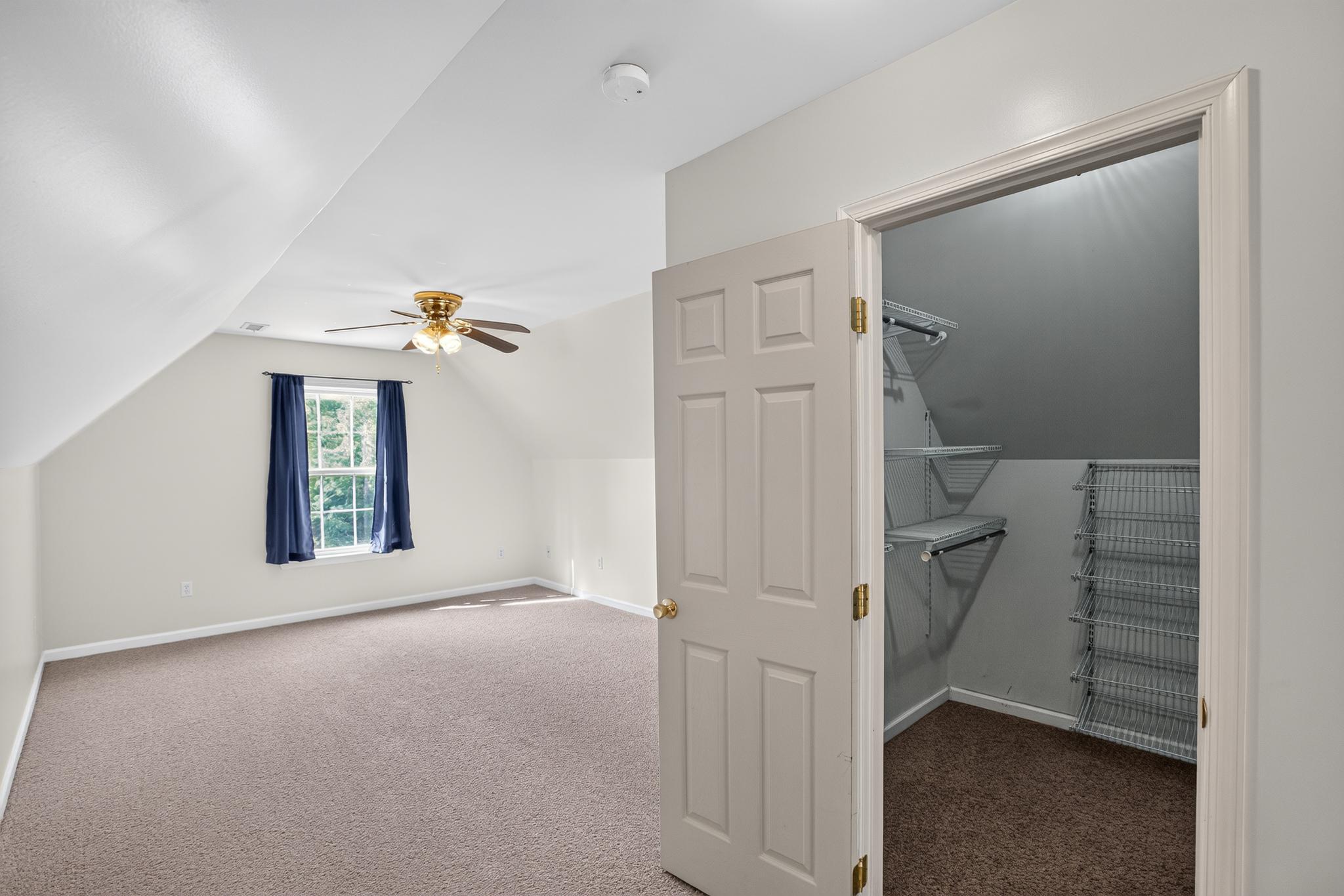 16965 VILLAGE LANE