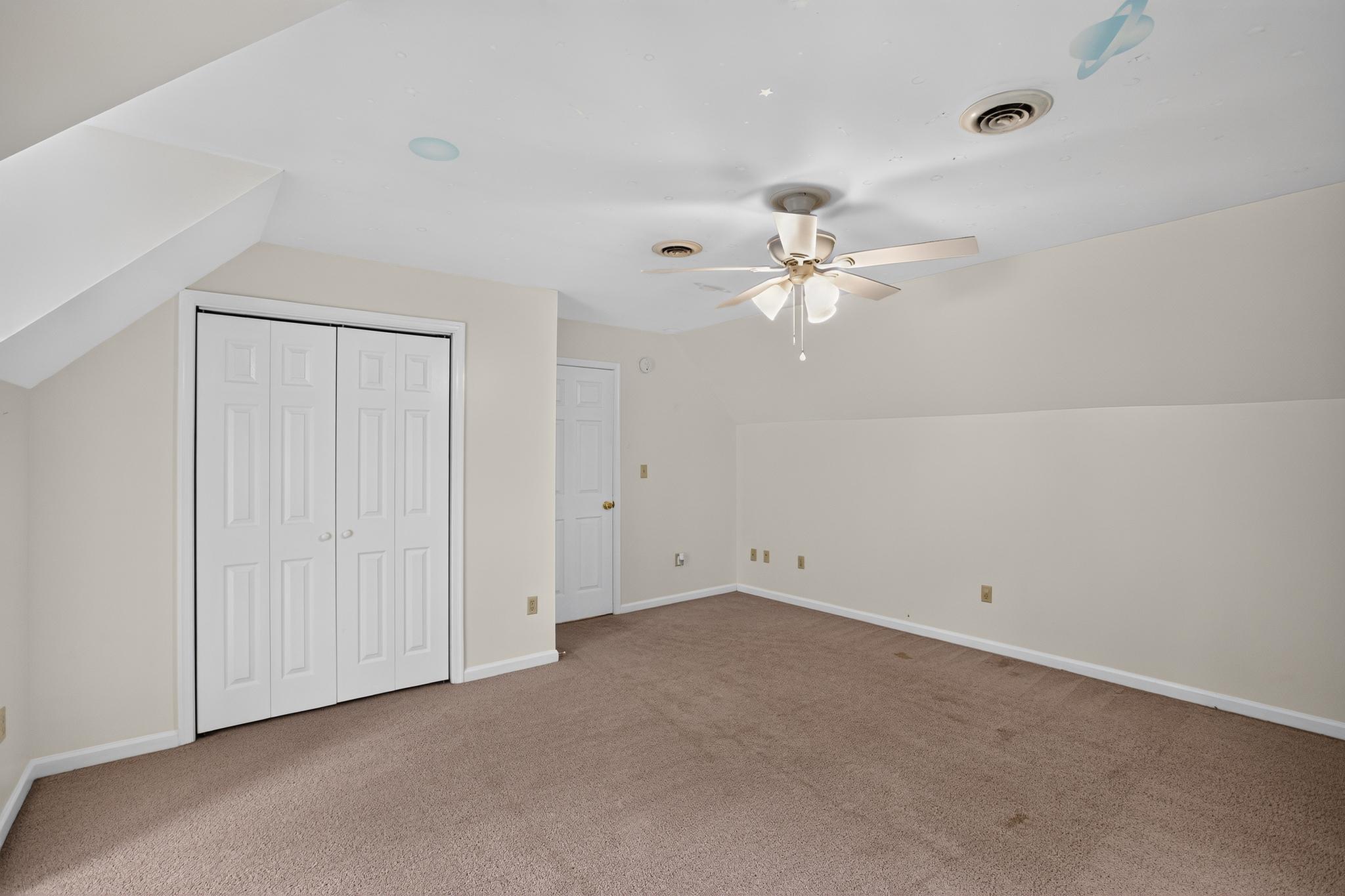 16965 VILLAGE LANE