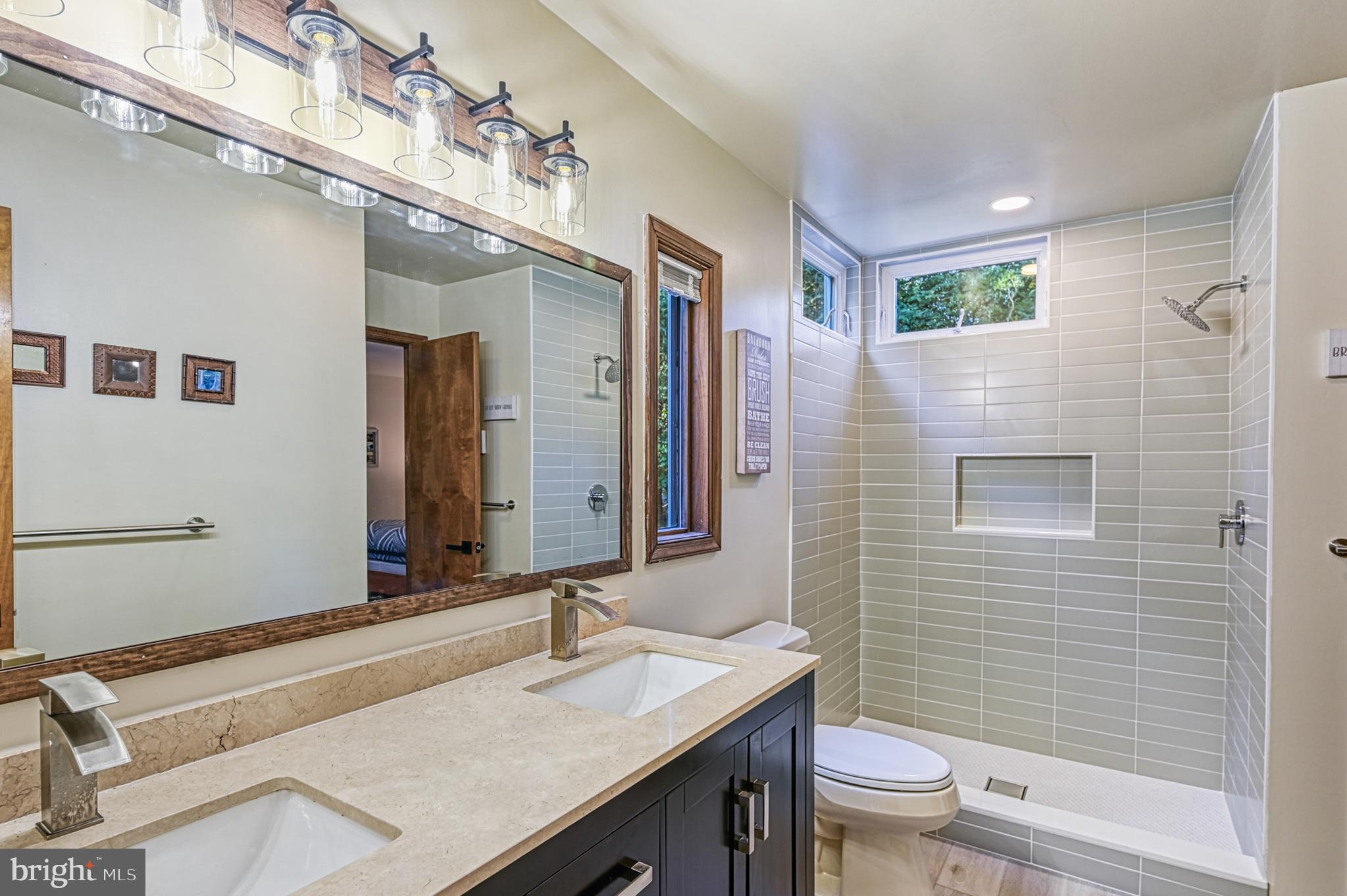 2723 MOODY TOWN ROAD