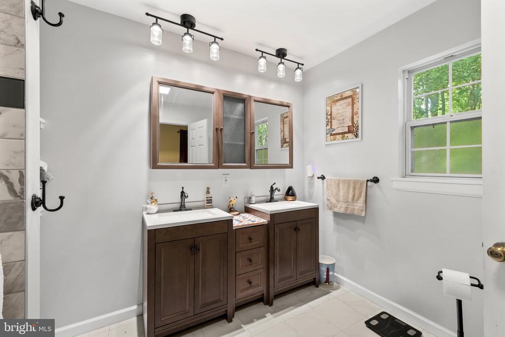 2278 CARTERSVILLE ROAD