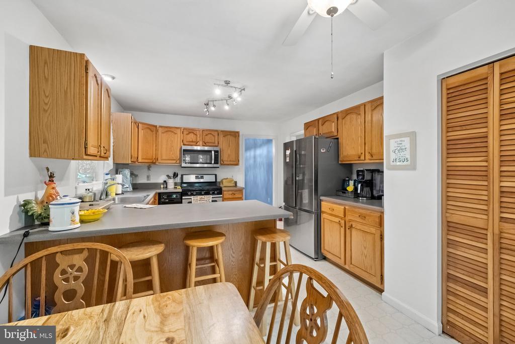 2278 CARTERSVILLE ROAD
