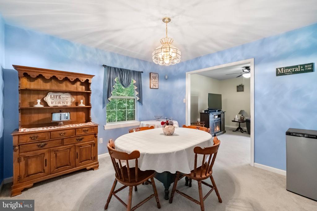 2278 CARTERSVILLE ROAD