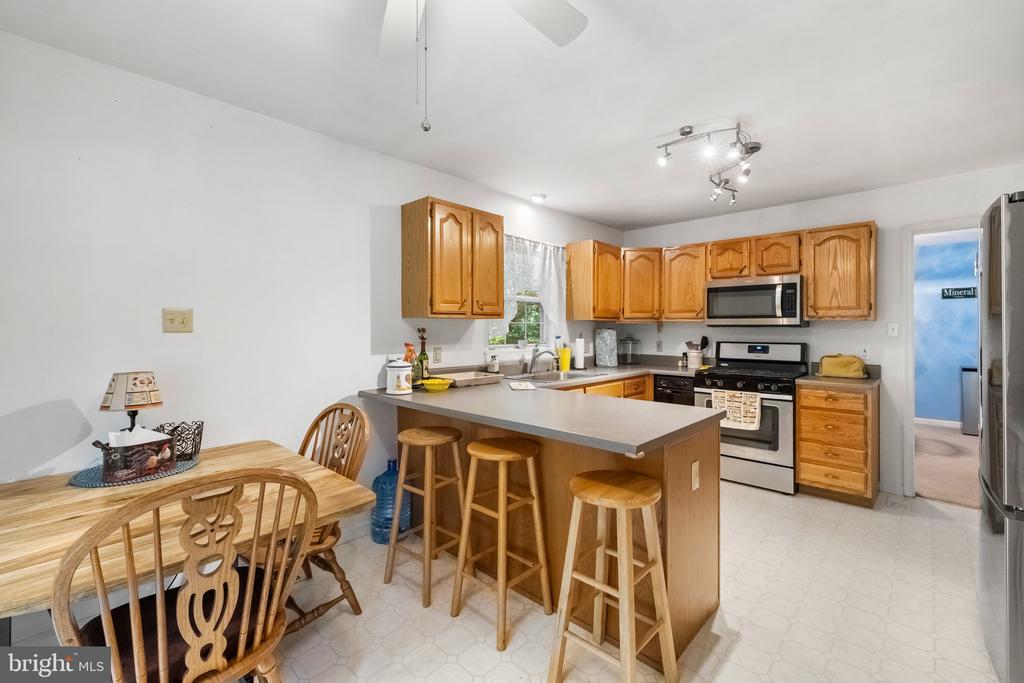 2278 CARTERSVILLE ROAD