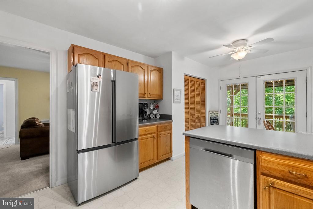 2278 CARTERSVILLE ROAD