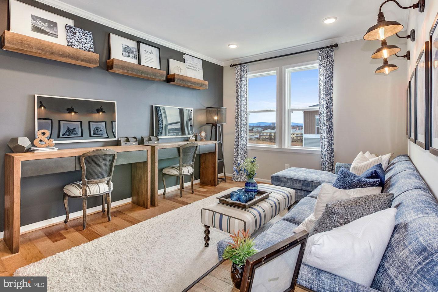 43184 FARRINGDON SQUARE