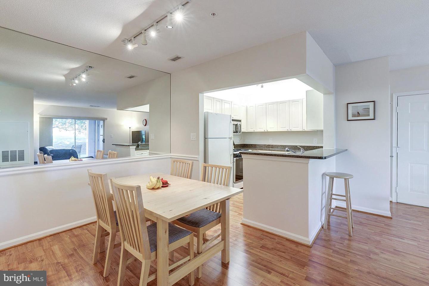 20283 BEECHWOOD TERRACE Unit: 103