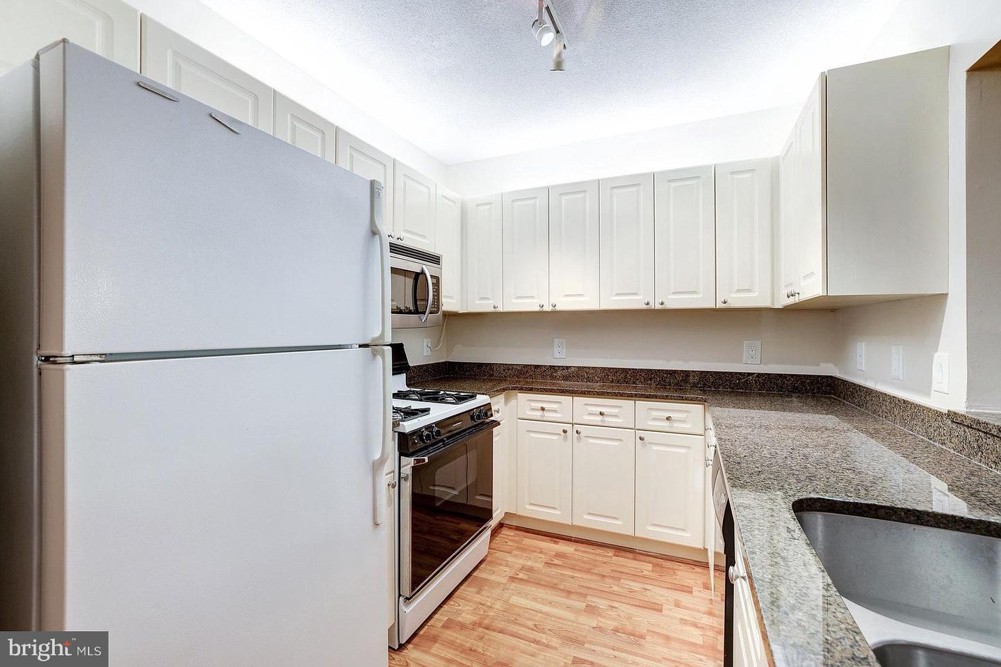20283 BEECHWOOD TERRACE Unit: 103