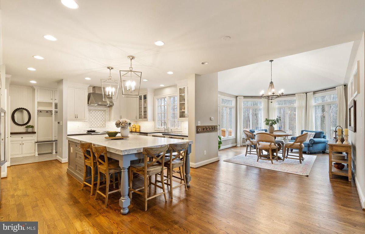 23976 NEW MOUNTAIN ROAD