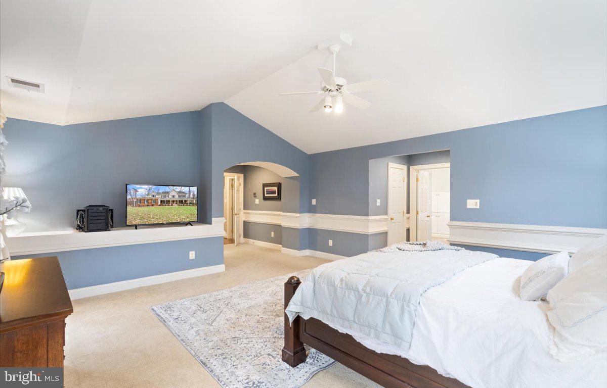 23976 NEW MOUNTAIN ROAD