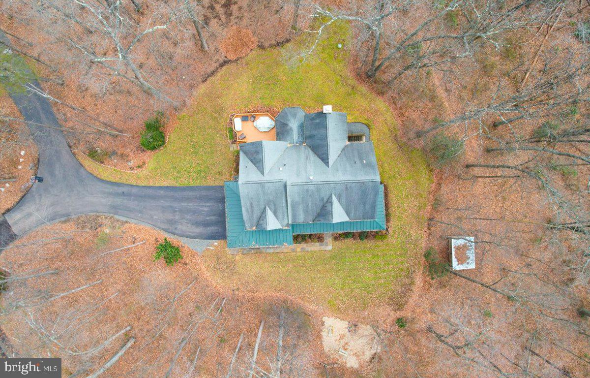 23976 NEW MOUNTAIN ROAD