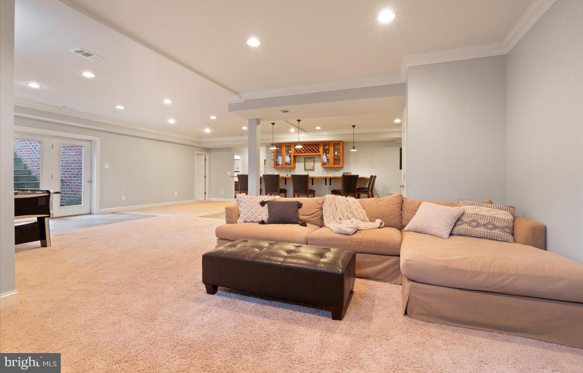 23976 NEW MOUNTAIN ROAD
