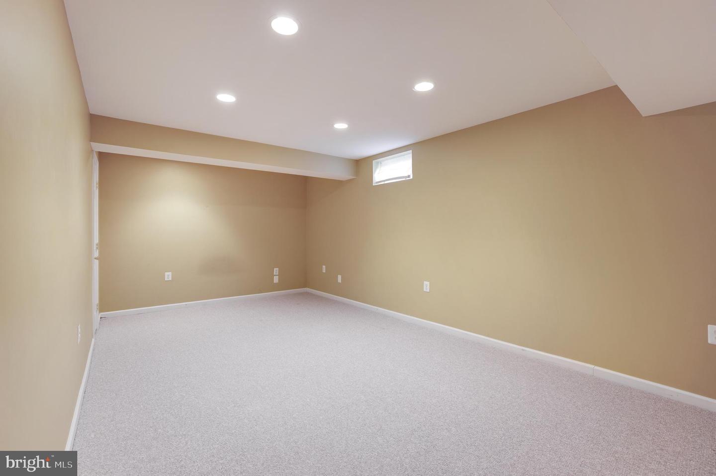 21205 SUNDIAL COURT