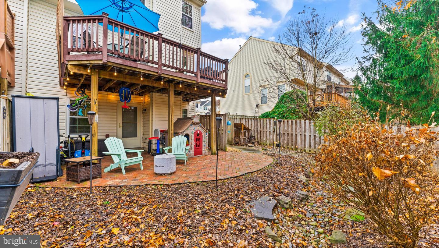 47637 COMER SQUARE