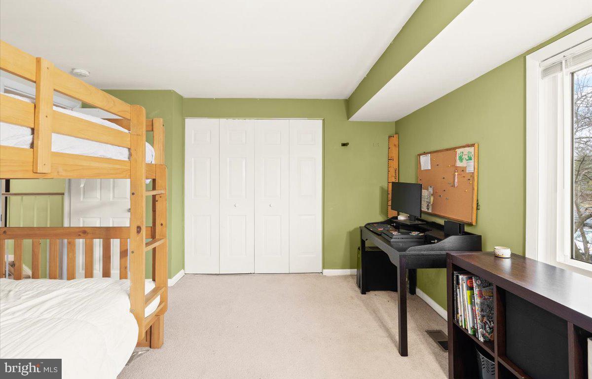 1206 BRETHOUR COURT