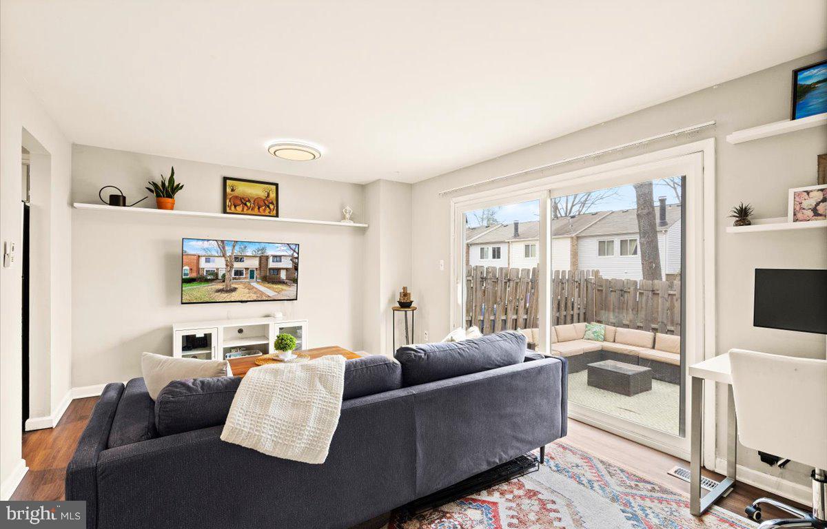 1206 BRETHOUR COURT