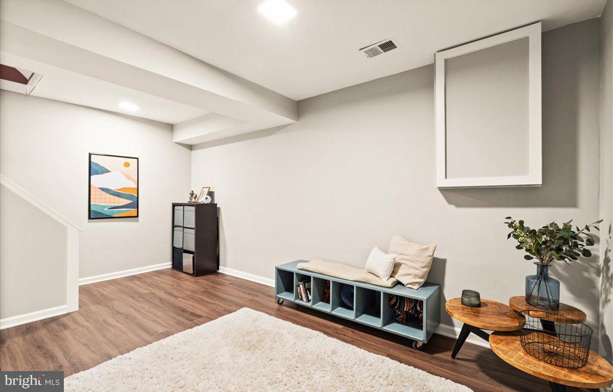 1206 BRETHOUR COURT