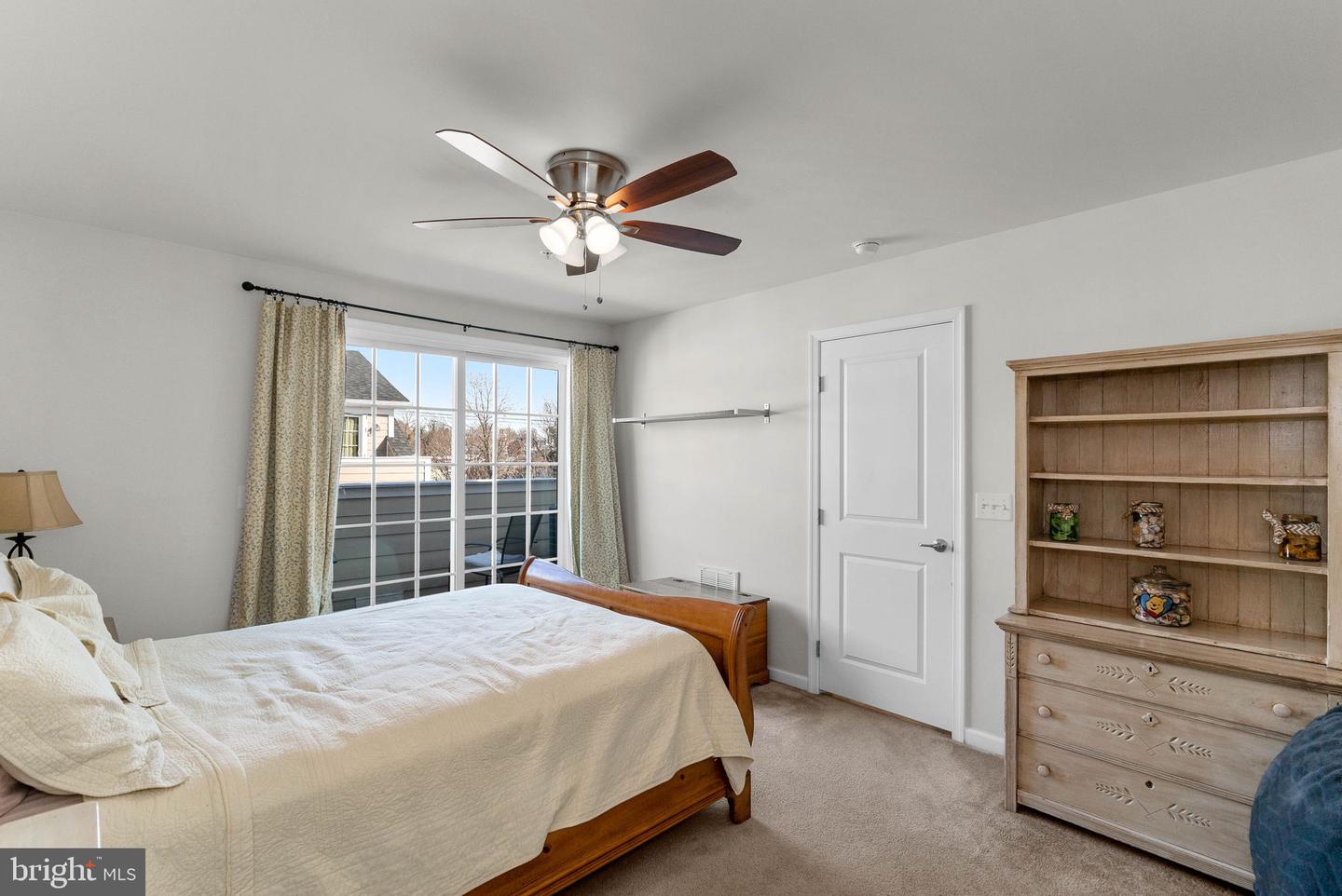 262 CRESCENT STATION TERRACE SE