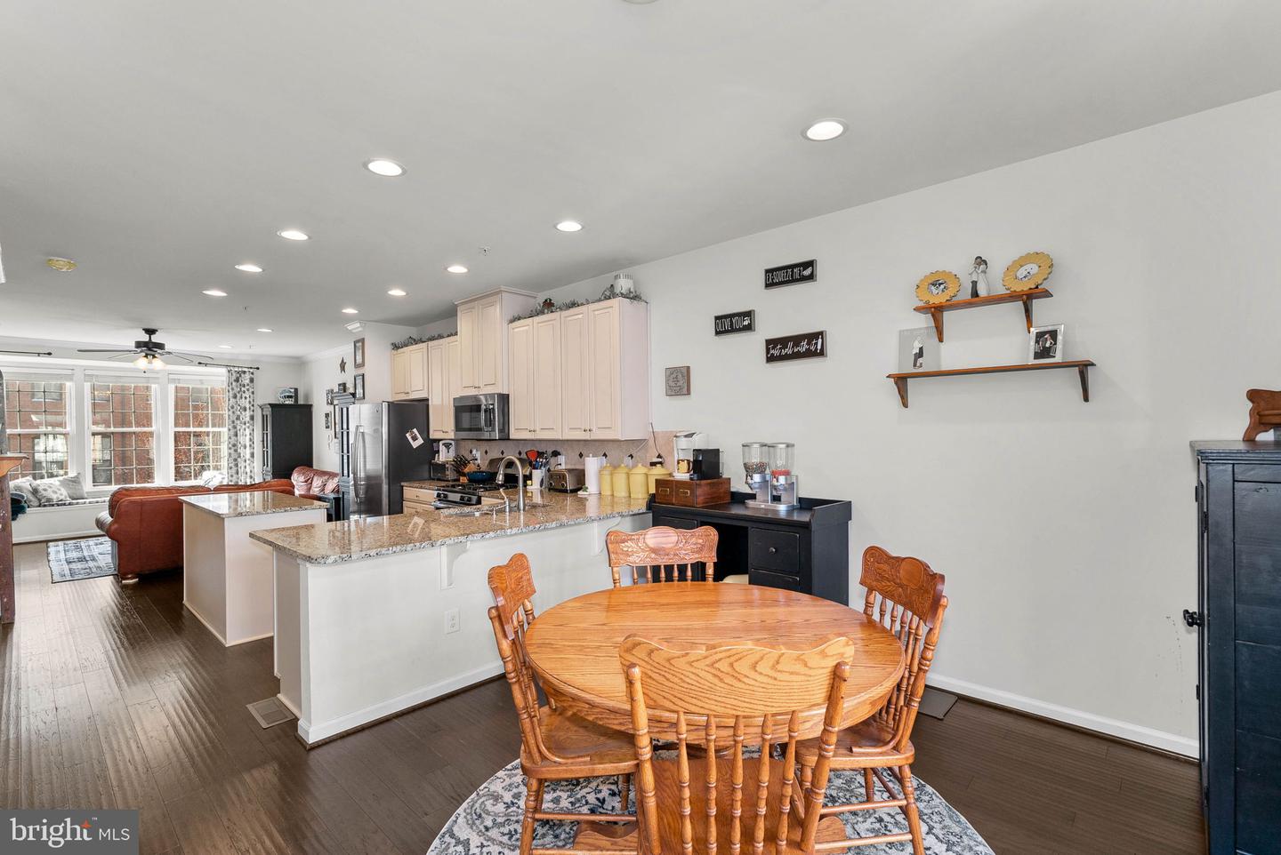 262 CRESCENT STATION TERRACE SE