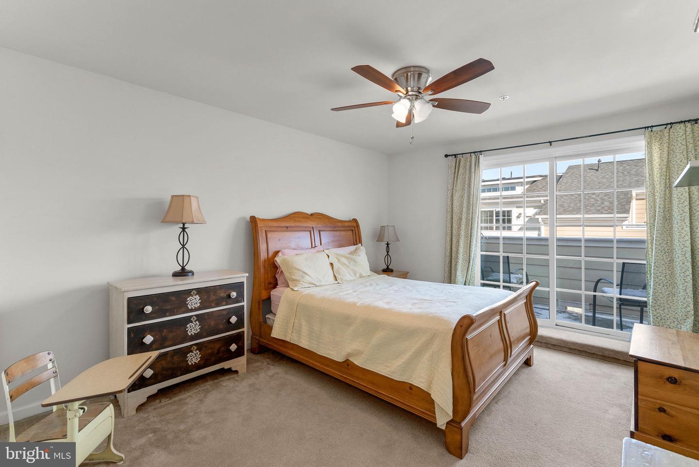 262 CRESCENT STATION TERRACE SE