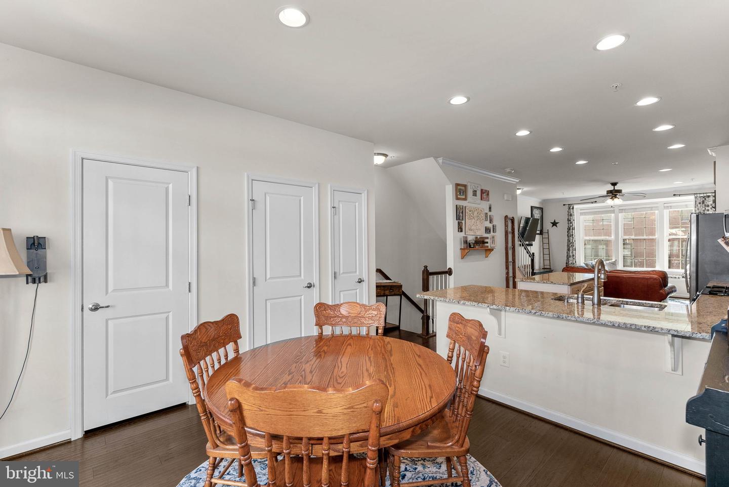 262 CRESCENT STATION TERRACE SE