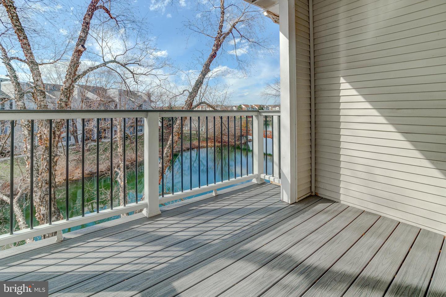 20577 SNOWSHOE SQUARE Unit: 301