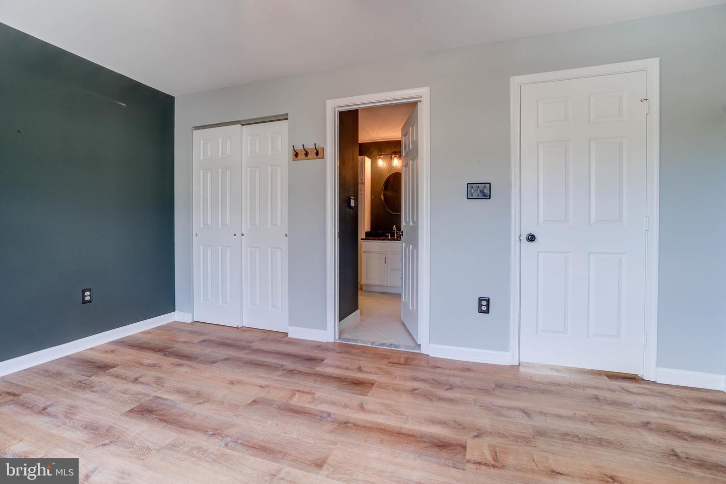 20577 SNOWSHOE SQUARE Unit: 301