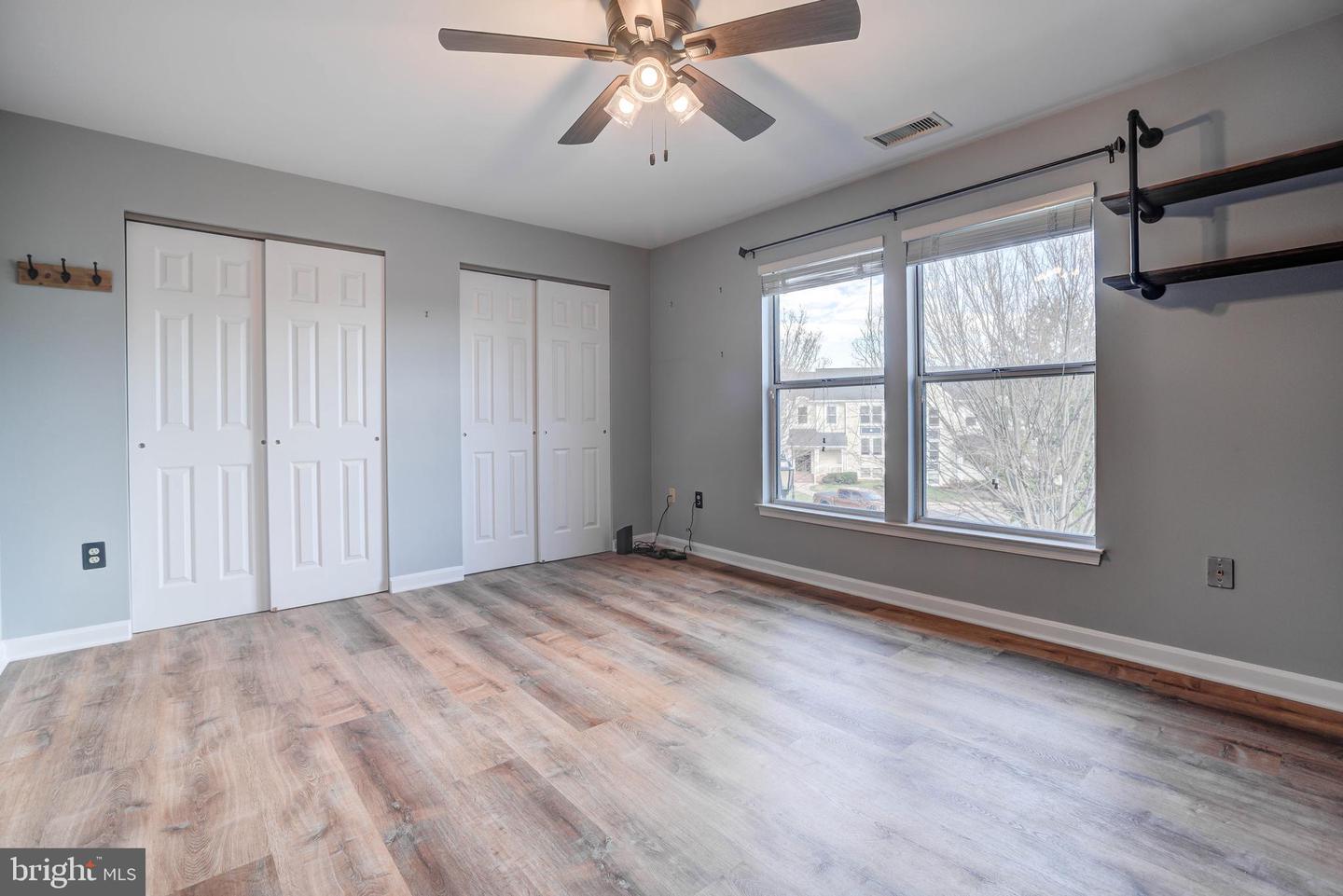 20577 SNOWSHOE SQUARE Unit: 301