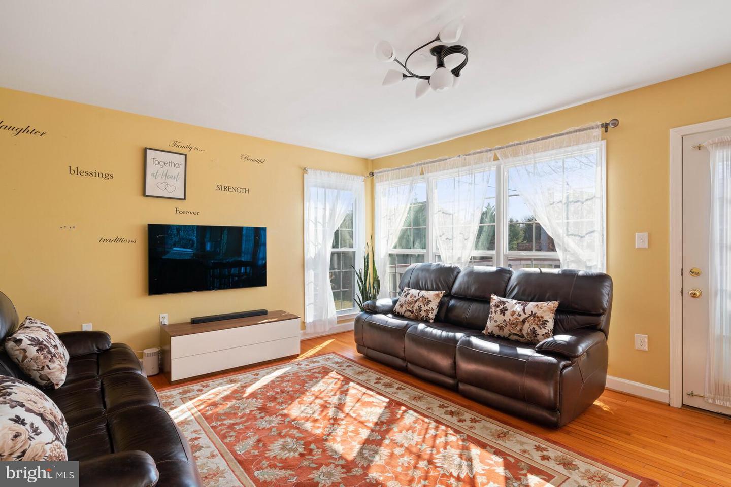 44017 PANDORA COURT