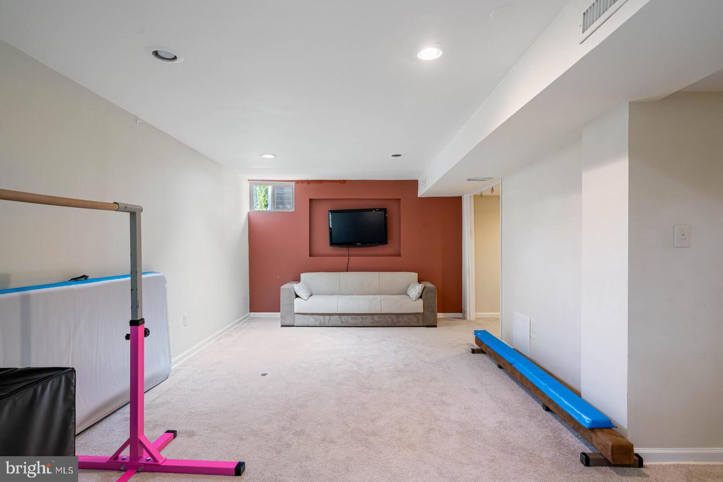 44017 PANDORA COURT