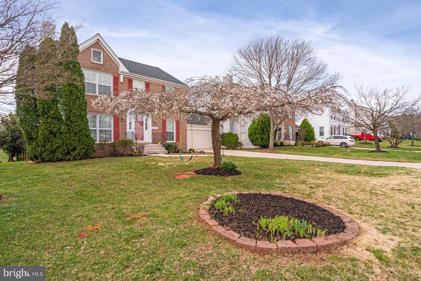 44017 PANDORA COURT