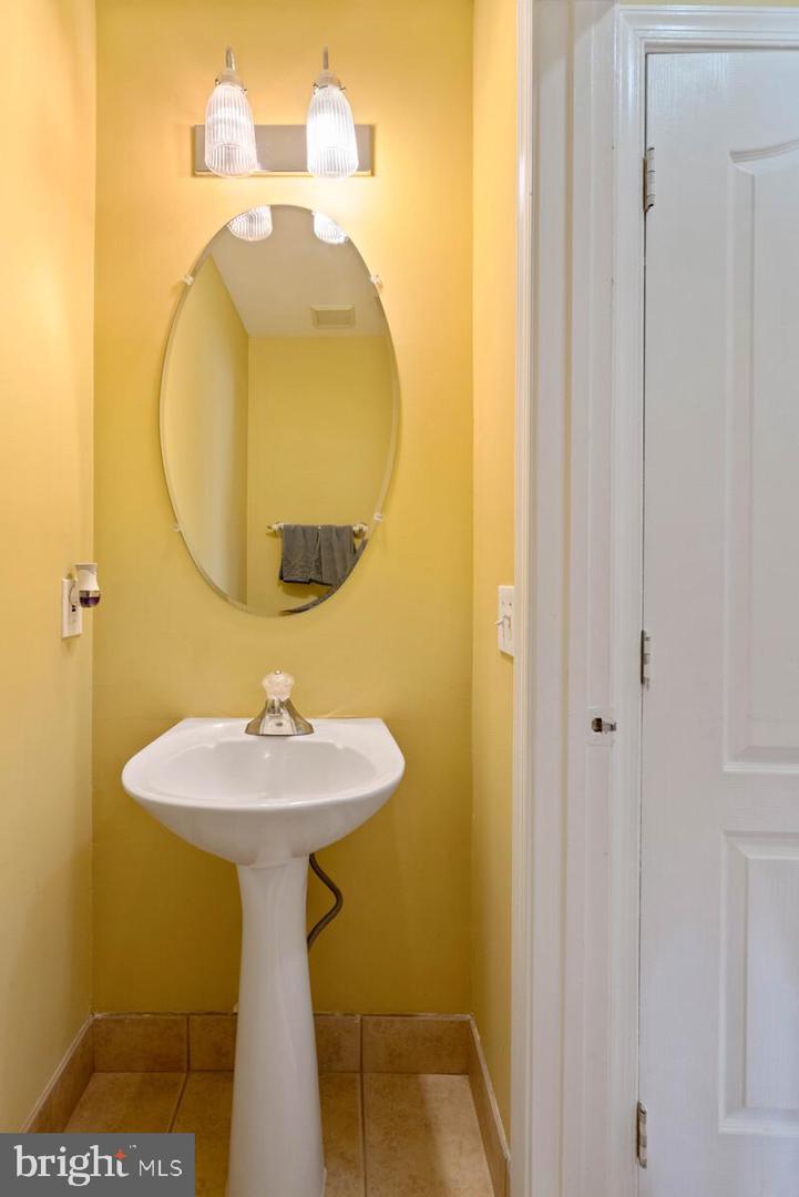 44017 PANDORA COURT