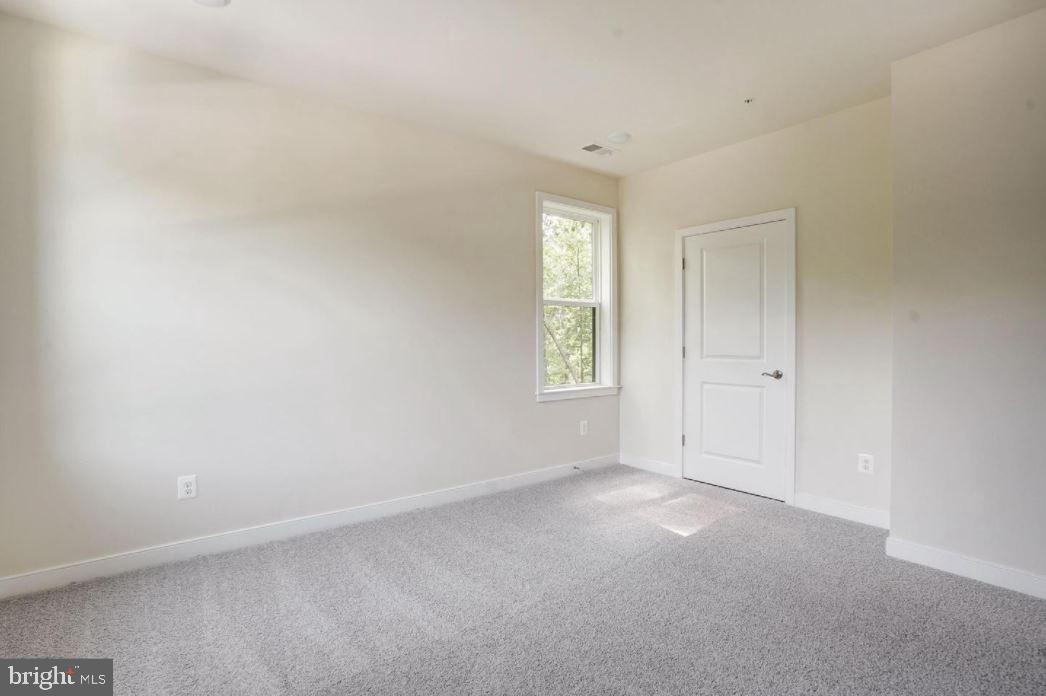 43091 WYNRIDGE DRIVE Unit: 207