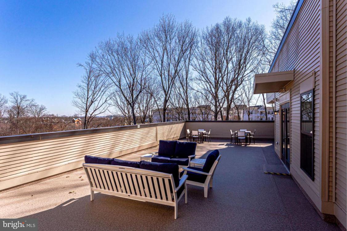 43091 WYNRIDGE DRIVE Unit: 207