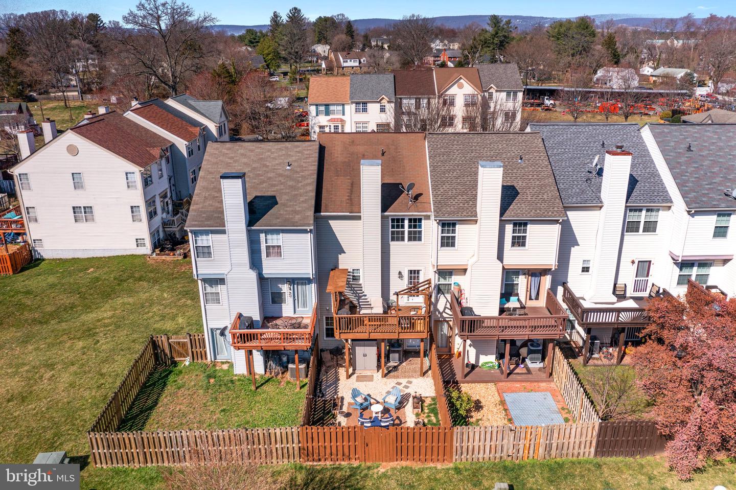 106 OLIVER COURT
