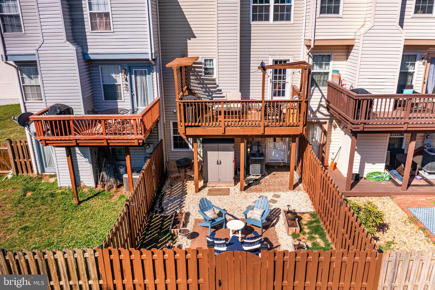 106 OLIVER COURT