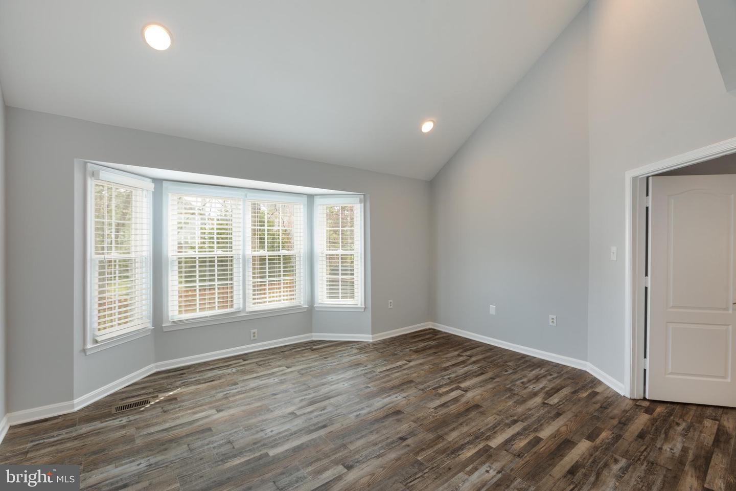 43947 ROCHELLE COURT