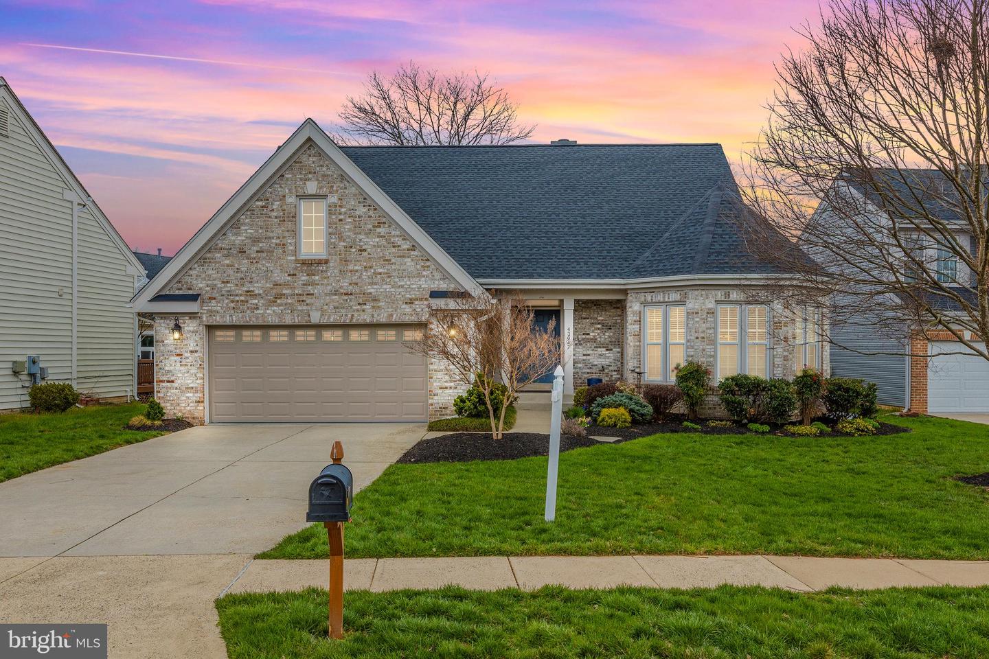 43947 ROCHELLE COURT