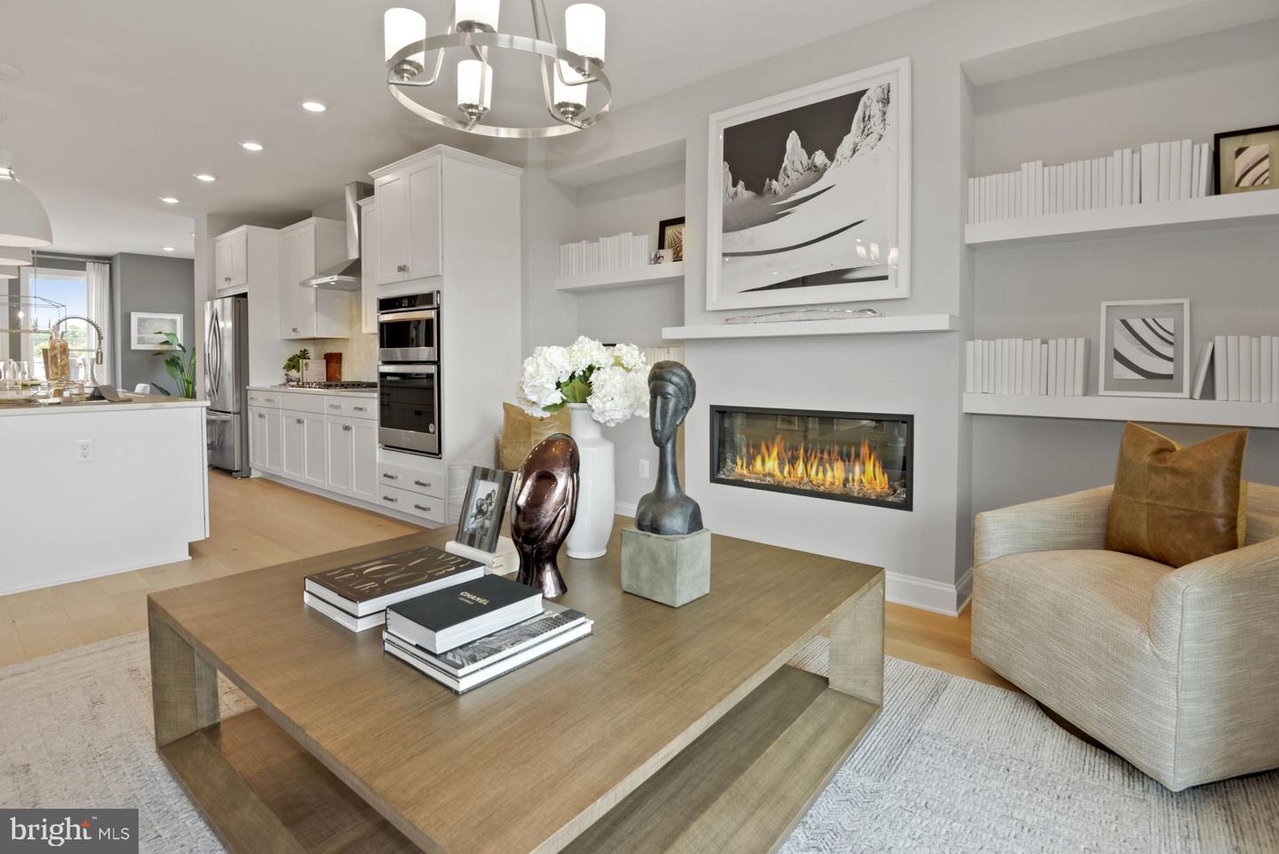 1513 TAWNY THRASHER TERRACE NE