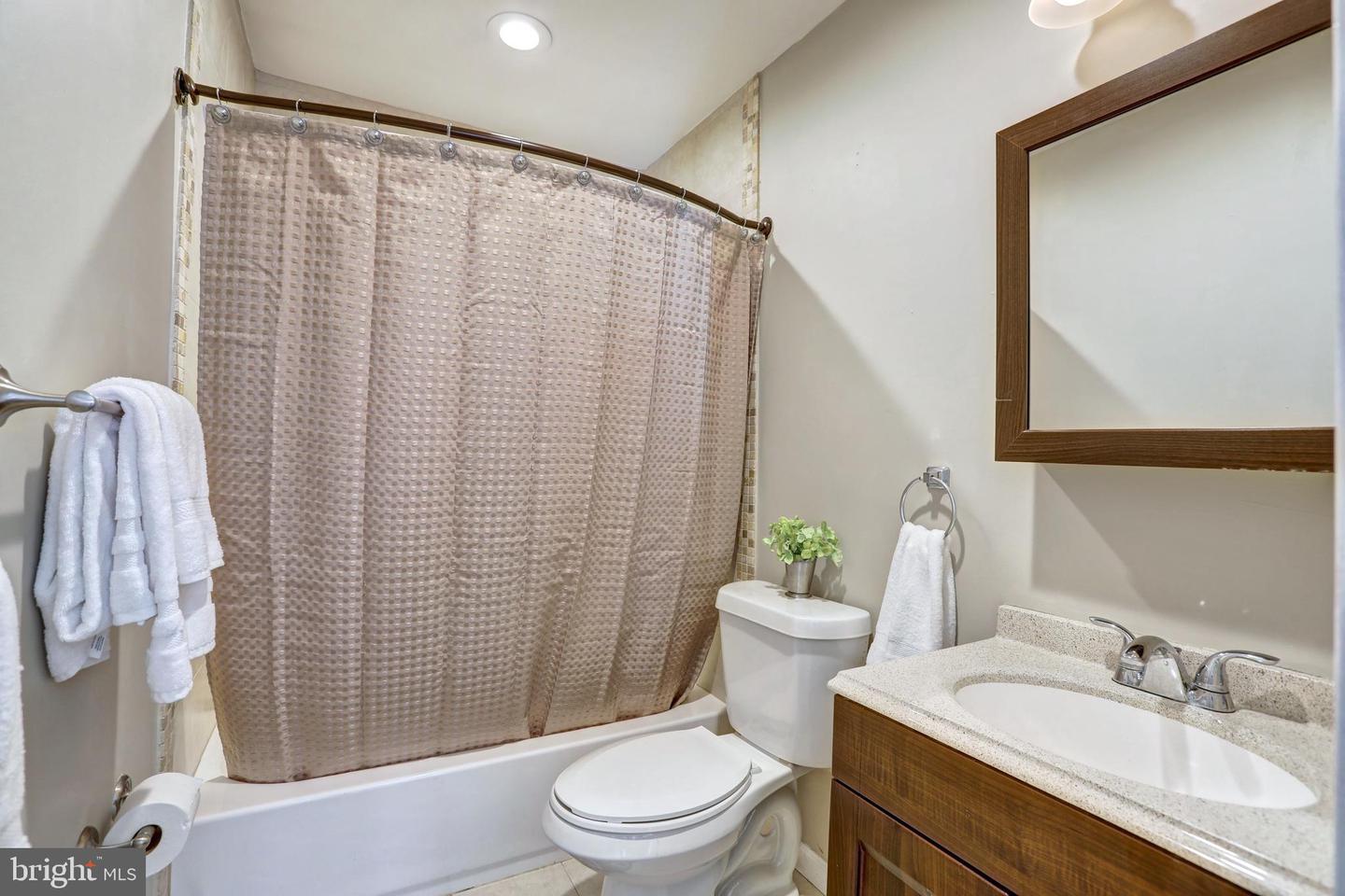 14 COUNTRY CLUB DRIVE SW