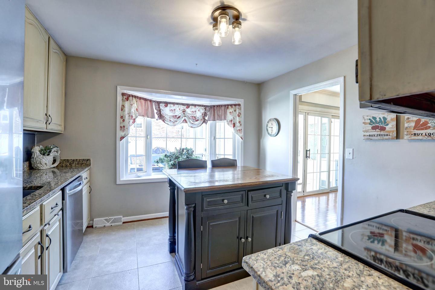 14 COUNTRY CLUB DRIVE SW