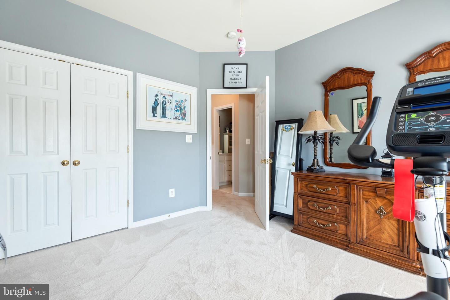 1150 KEOKUK TERRACE NE