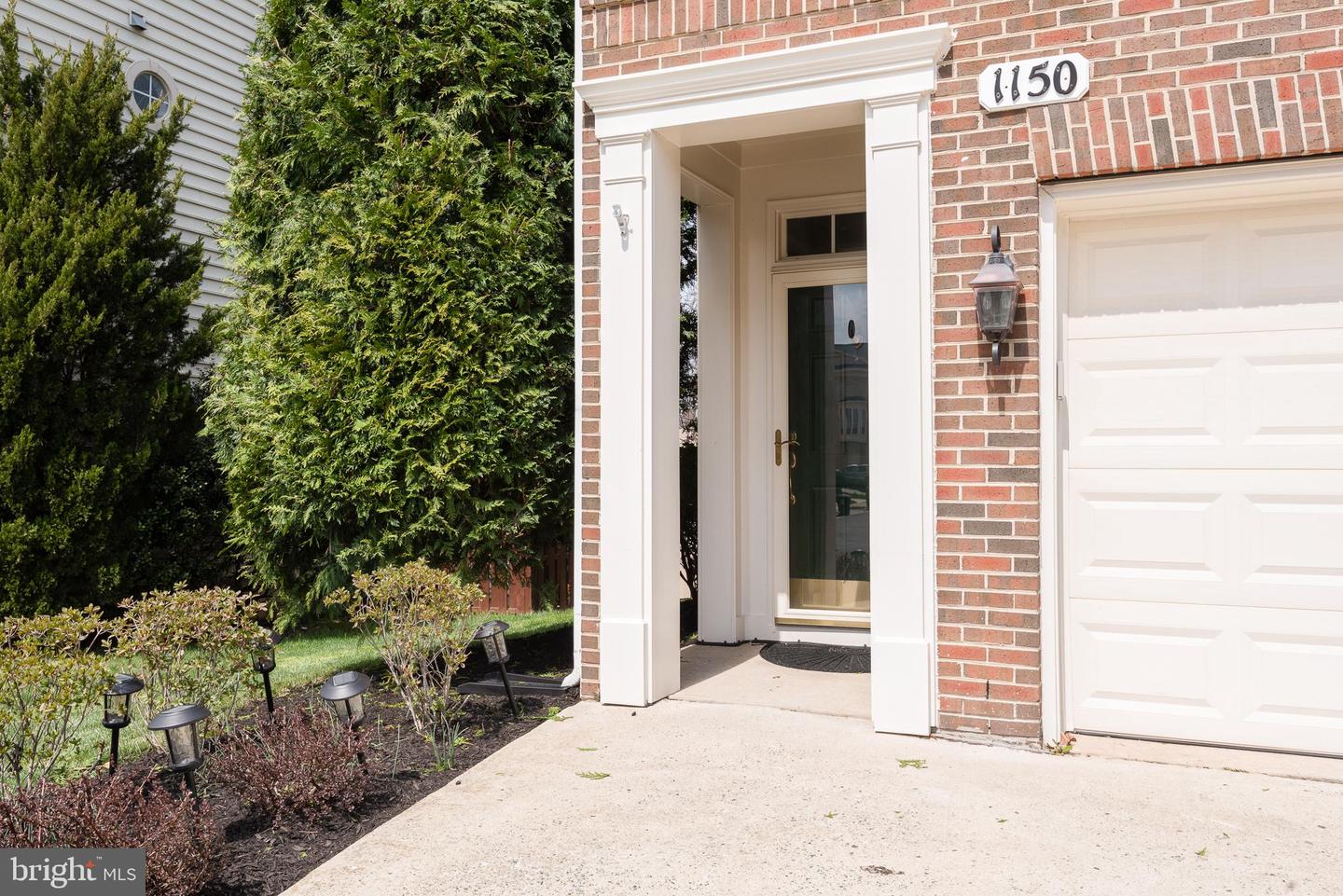 1150 KEOKUK TERRACE NE