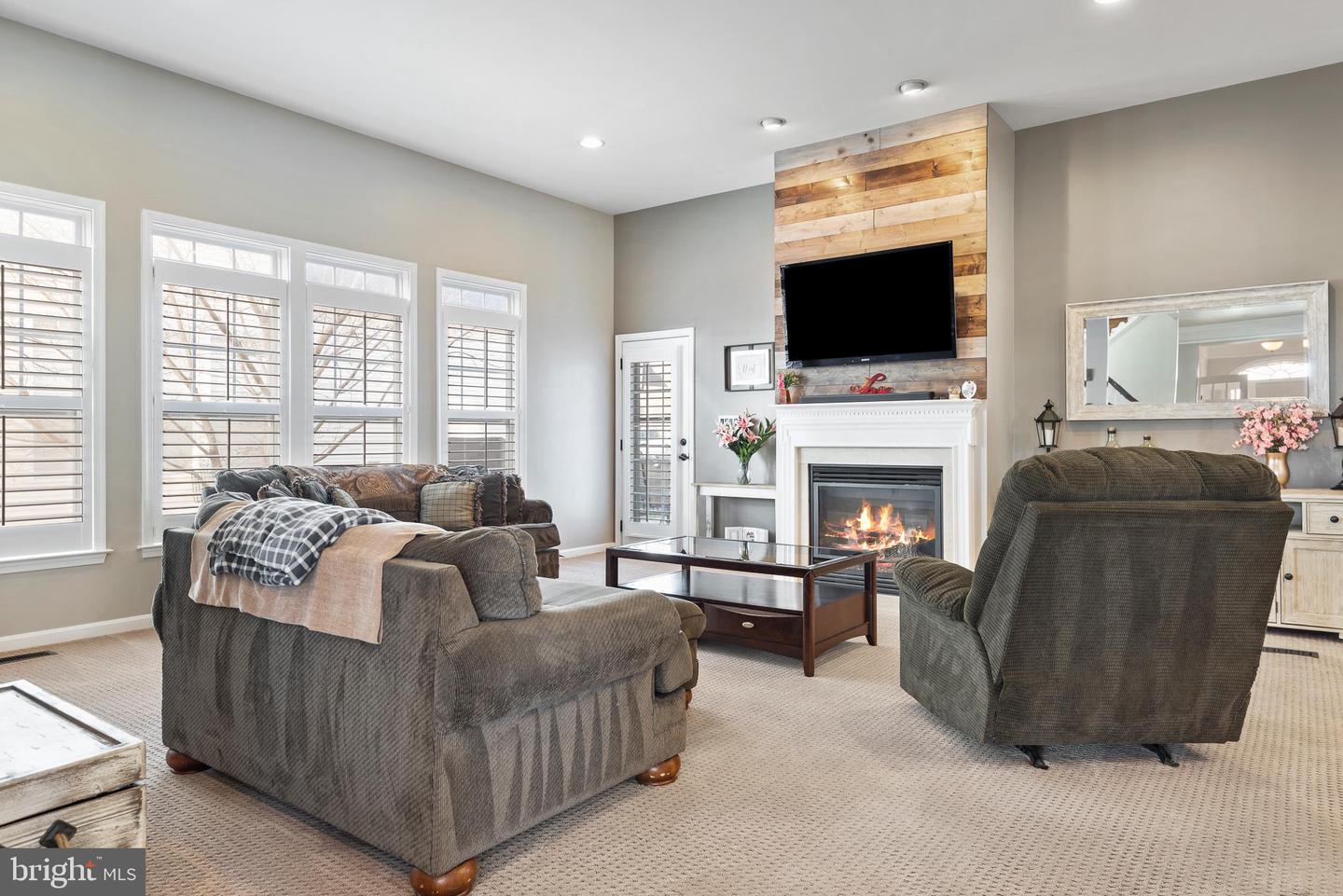 25062 MINERAL SPRINGS CIRCLE