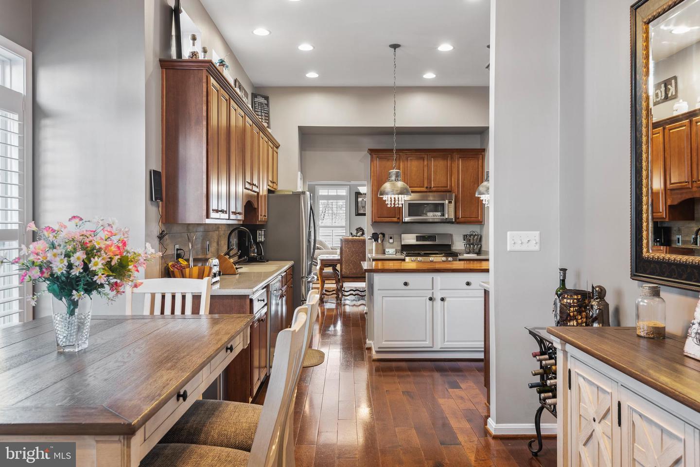 25062 MINERAL SPRINGS CIRCLE