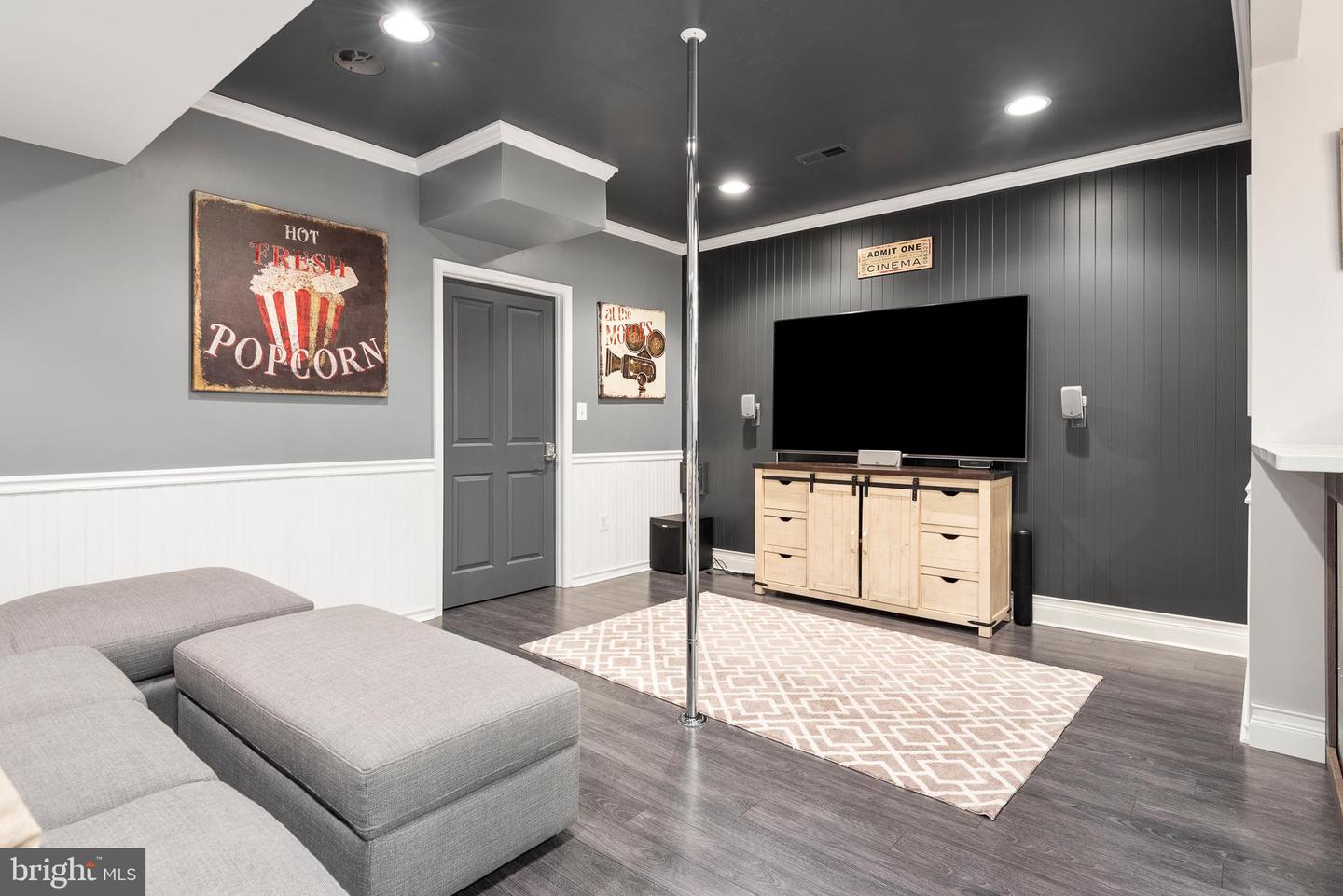 25062 MINERAL SPRINGS CIRCLE