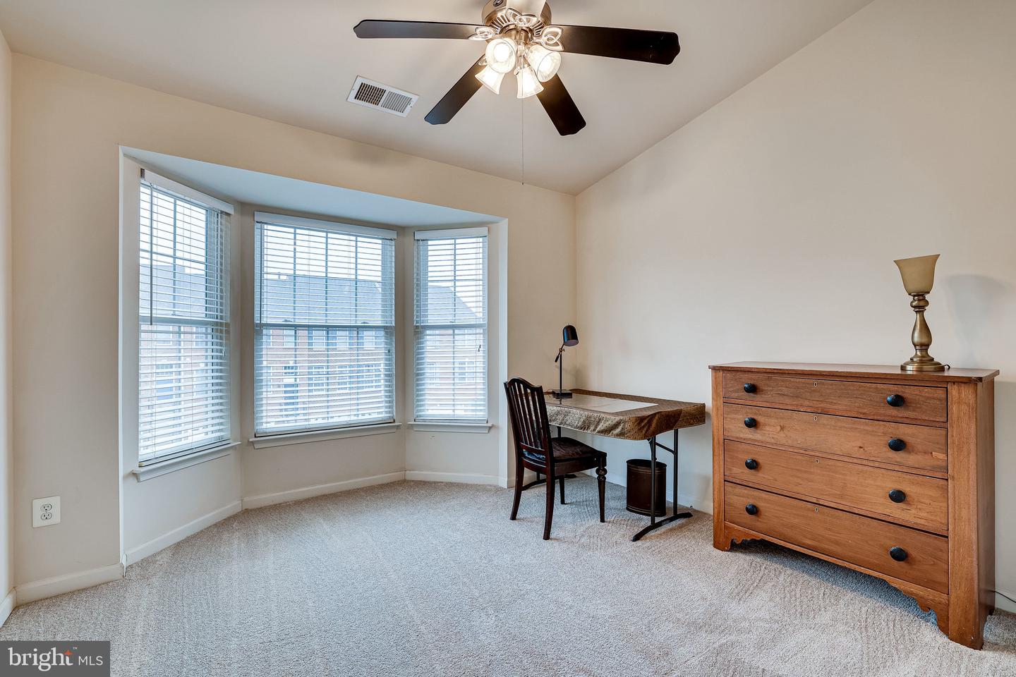 22539 WELBORNE MANOR SQUARE