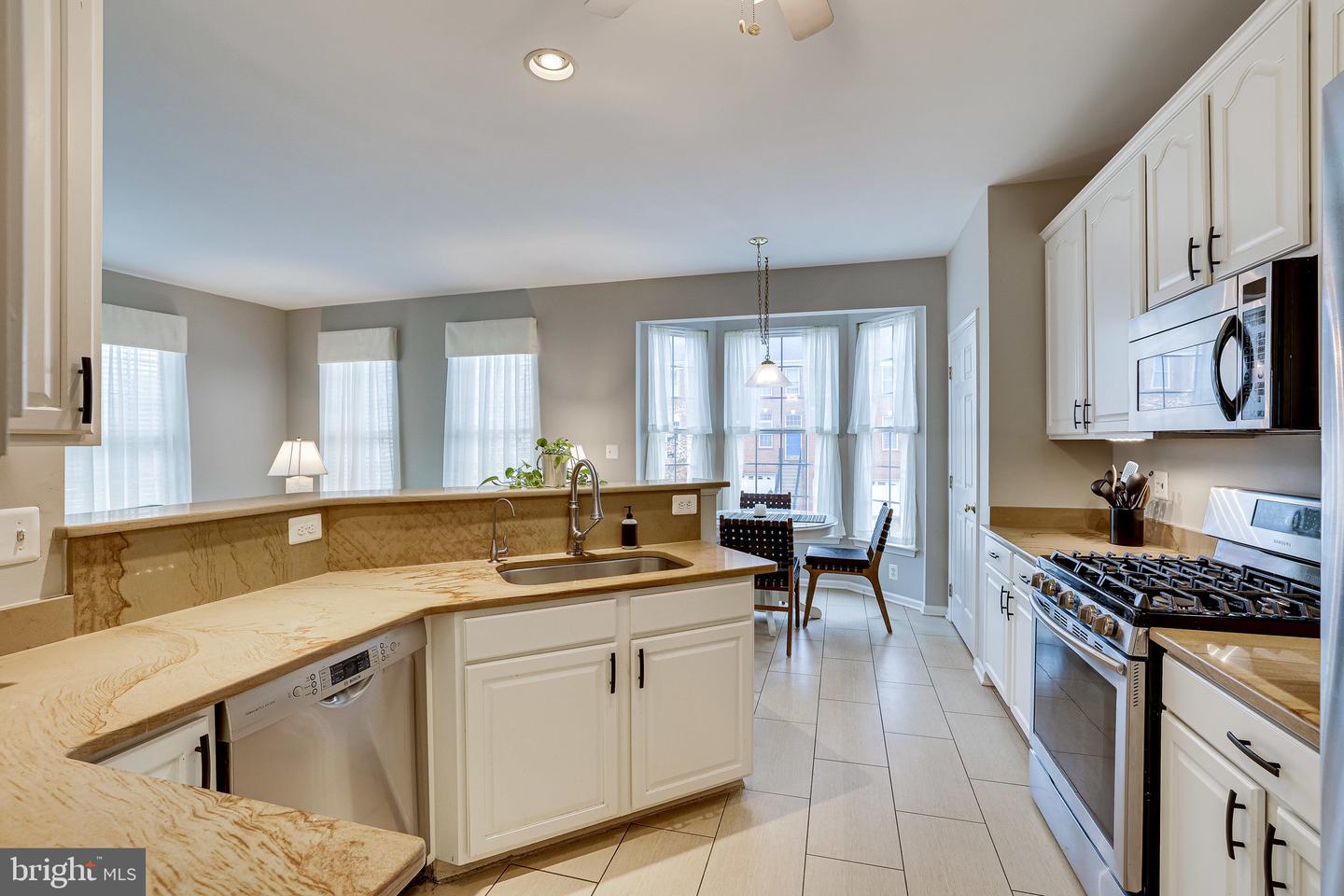 22539 WELBORNE MANOR SQUARE
