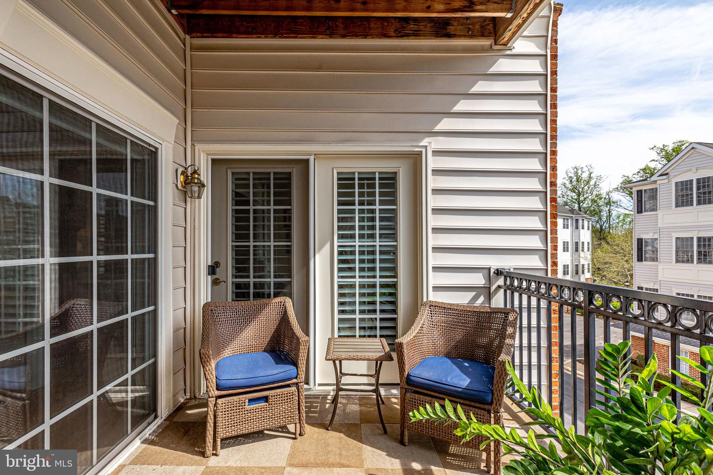 20751 ROYAL PALACE SQUARE Unit: 208
