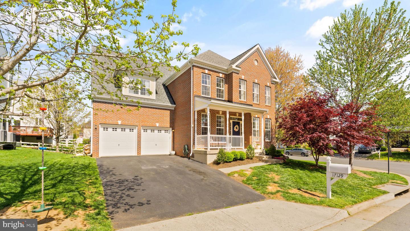 17129 LEAMINGTON WAY