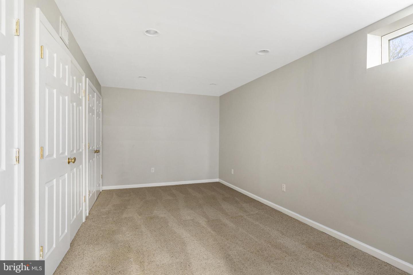 321 LOCUST GROVE DRIVE